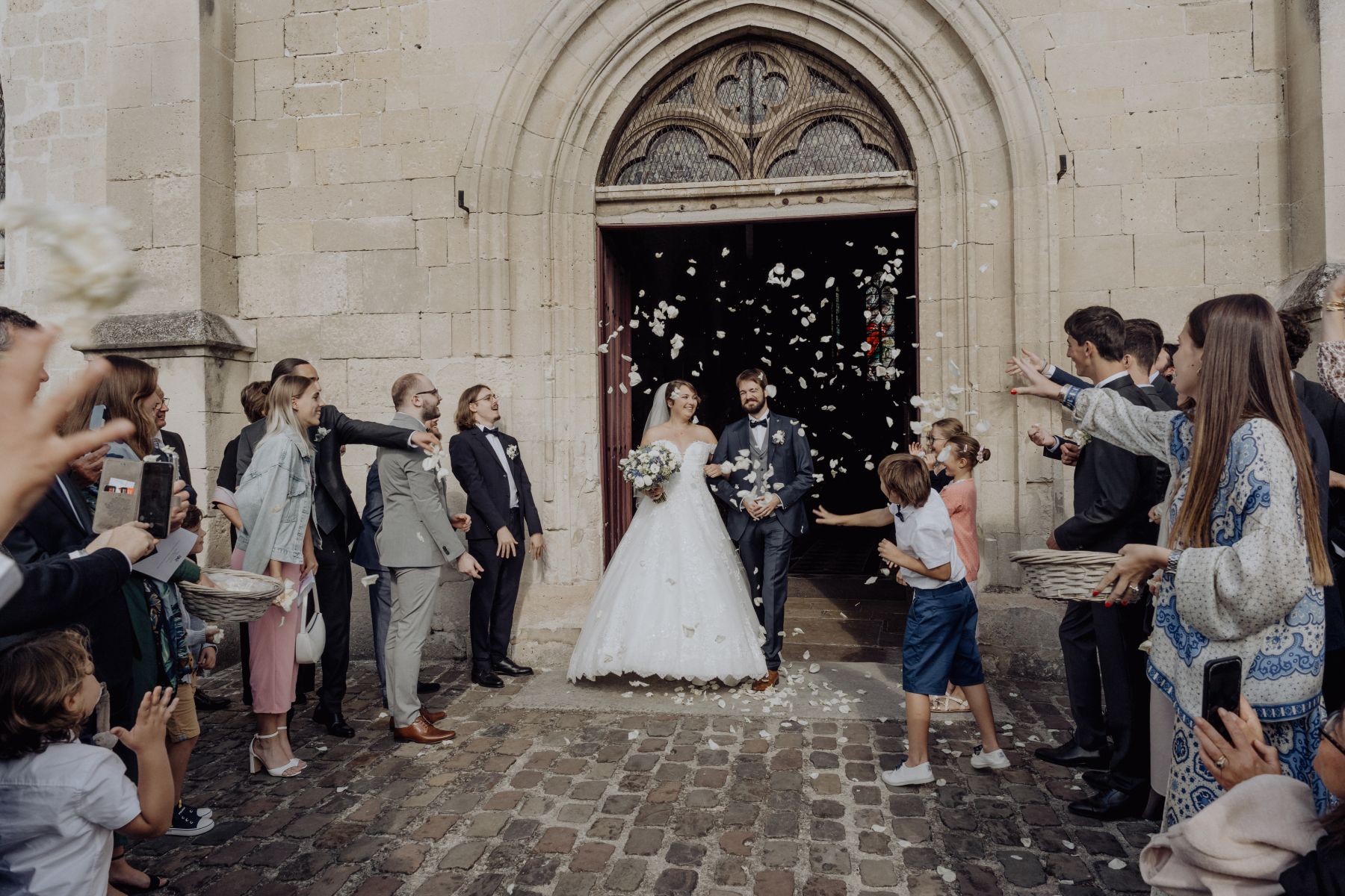 Mariage au Domaine des Thermes à Pierrefonds, Oise – cérémonie religieuse à l'église de Crépy-en-Valois – photographe Karen Garuchet