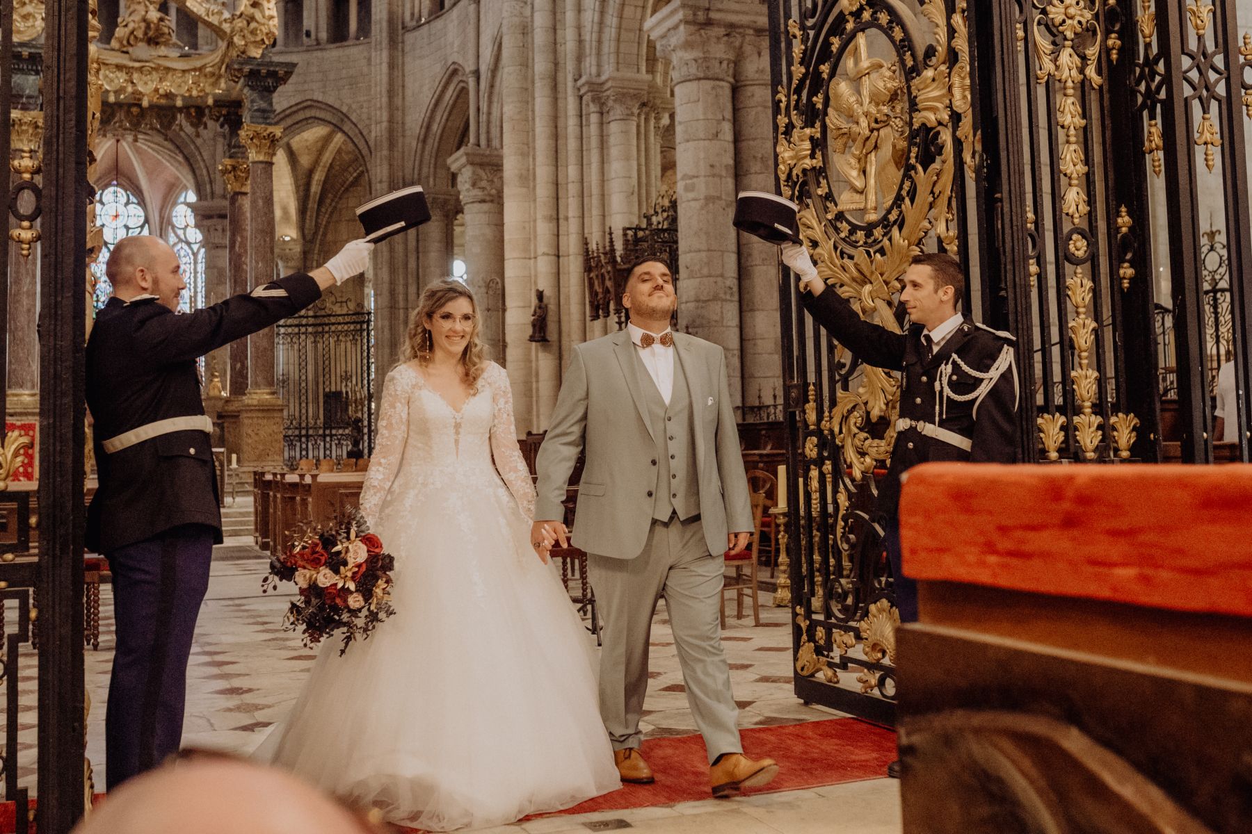Mariage à la cathédrale de Sens, Yonne – cérémonie religieuse – photographe Karen Garuchet